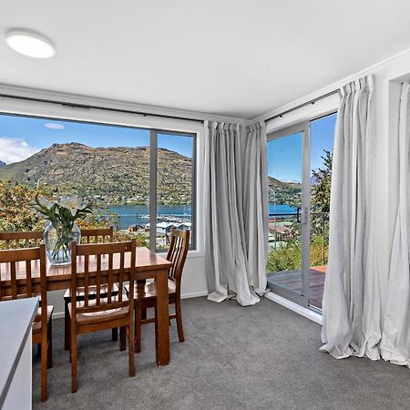 Lovely Marina Views And Sunny Balcony Queenstown Kültér fotó